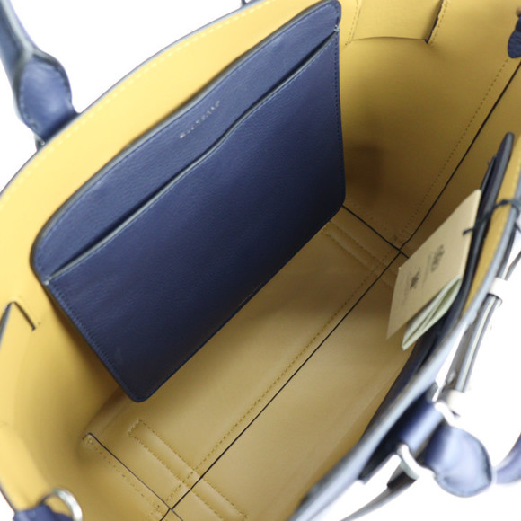 Burberry Medium Belt Bag Handbag Leather Navy Ivory - Picture 8 of 8